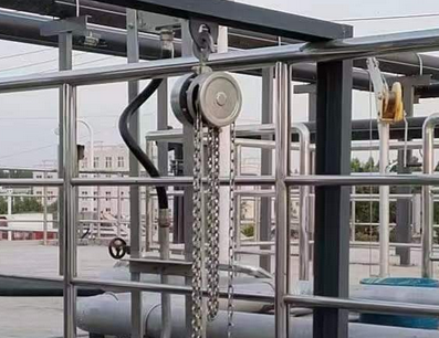污水廠設備腐蝕(污水廠設備更換使用不銹鋼手拉葫蘆)